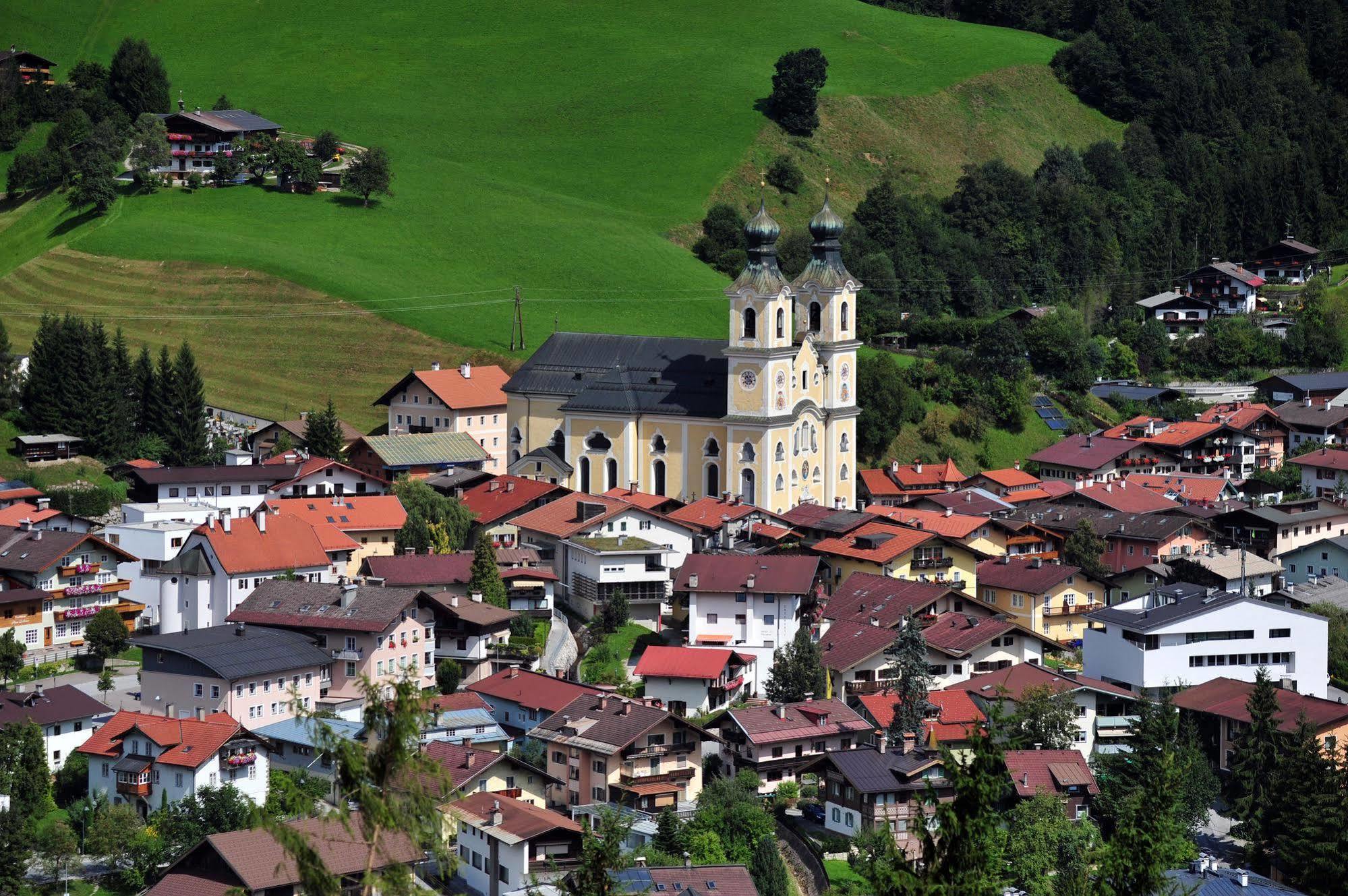 Appartamento Haus Haggenmueller Hopfgarten im Brixental Esterno foto